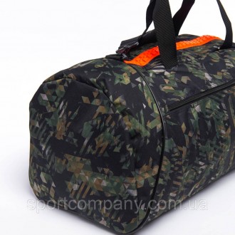 С этой вместительной спортивной сумкой Аdidas легко и приятно собираться на трен. . фото 5