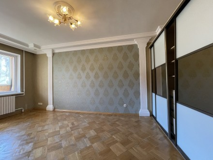 Продам однокомнатную квартира, ул. Ак. Королева/южный рынок.
2/9 этаж
Площадь . Киевский. фото 5