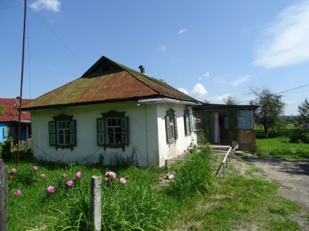 Продам старый дом в селе на большом ровном участке. Тихая зеленая улица, от кали. . фото 2