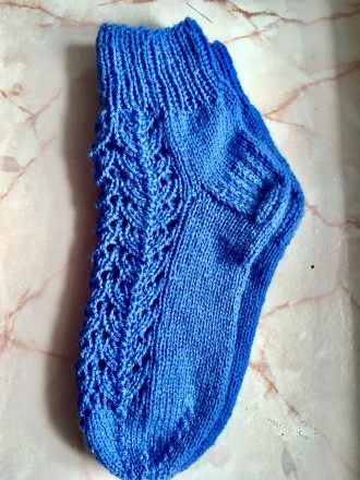 В’язані ажурні шкарпетки для жінок, ручна робота, нитка нова, напівбавовна. . фото 2