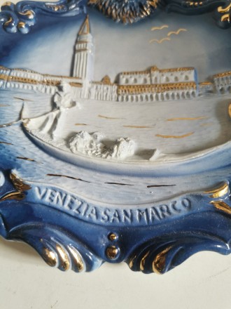 Керамическая настенная тарелка Венеция, Италия, 20х19 см
Отличный подарок на Оло. . фото 5