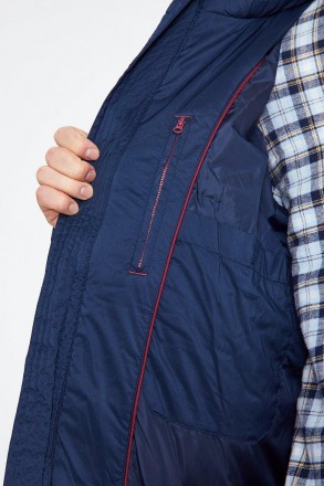 Короткая куртка мужская зимняя Finn Flare прямого кроя из плотного синтетическог. . фото 7