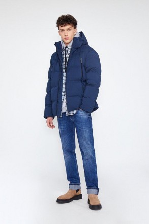 Короткая куртка мужская зимняя Finn Flare прямого кроя из плотного синтетическог. . фото 5