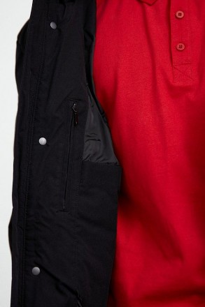 Мужская зимняя куртка от финского бренда Finn Flare. Изготовлена из ткани с водо. . фото 8