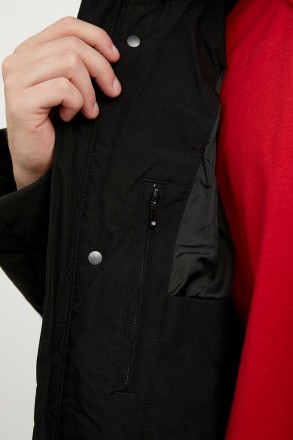 Мужская зимняя куртка от финского бренда Finn Flare. Изготовлена из ткани с водо. . фото 7