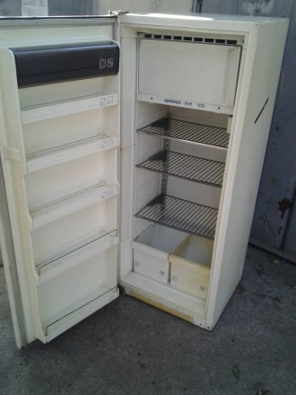Продам уплотнитель резиновый эластичный новый для холодильника Донбасс 10, 10 Е
. . фото 4
