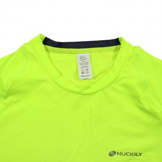 Стильная и комфортная спортивная футболка от Nuckily
Качество спортивной одежды . . фото 4