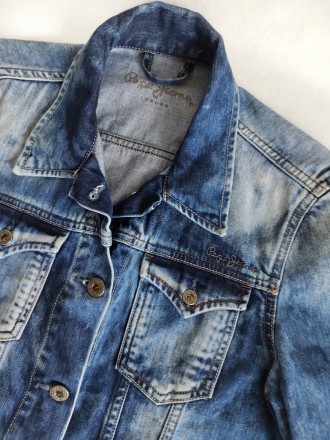 Актуальная джинсовая куртка от известного бренда Pepe Jeans. Классическая модель. . фото 5