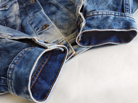 Актуальная джинсовая куртка от известного бренда Pepe Jeans. Классическая модель. . фото 9