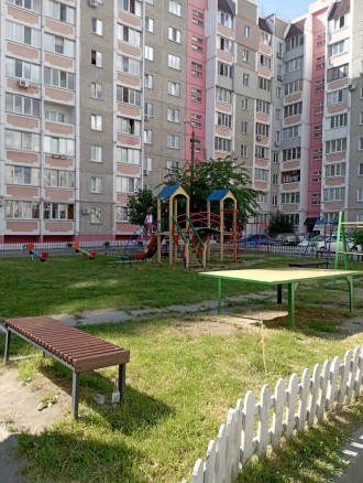 3х комн кв со счетчиком тепла! Район Летки ул Красногвардейская 41. Чернигов. фото 1 3х комн кв со счетчиком тепла! Район Летки ул Красногвардейская 41. Чернигов. фото 1