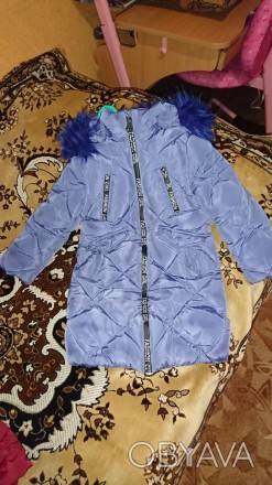 Модна зимова довга курточка на дівчинку Польща 6 років

Верх - плащівка, підкл. . фото 1
