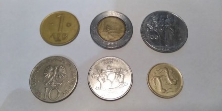 Комплект из 6 монет и 3 купюр.

Купюры:
100 рублей 2000 года, Беларусь
1 юан. . фото 4