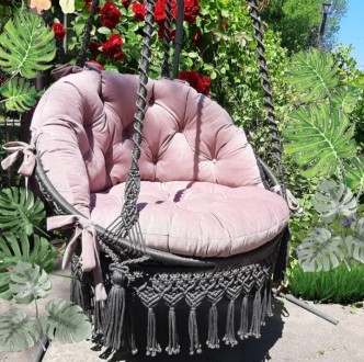 Шикарное удобное подвесное кресло, с богатыми, мягкими, похожими на облака подуш. . фото 2