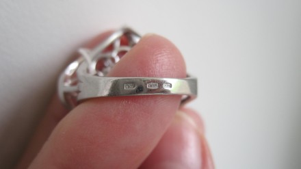 Предлагаю Вашему вниманию
шикарное ажурное серебряное кольцо (серебро 925 пробы. . фото 9