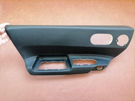 Обшивки для самостоятельной перетяжки вставок дверных карт автомобилей Рено Мега. . фото 2