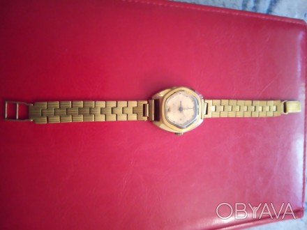 Продам часы наручные женские "Луч" механические, 21 камень, с противоу. . фото 1