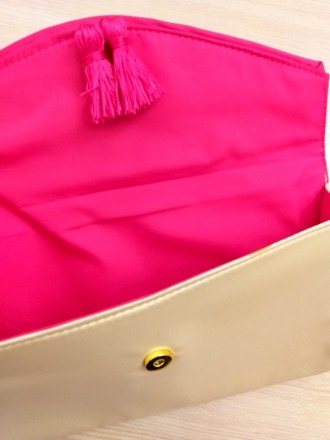 Клатч косметичка із серії Escada Fiesta Carioca. Прикрашена красивими рожевими п. . фото 5