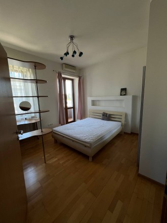 Продам 4-к квартиру 130м2 в центре обкомовский дом.. Кропивницкий. фото 1 Продам 4-к квартиру 130м2 в центре обкомовский дом.. Кропивницкий. фото 1