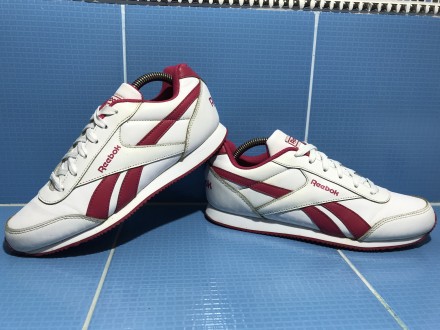 Фірмові кросівки Reebok в чудовому стані з Англії. Охтирка. фото 1 Фірмові кросівки Reebok в чудовому стані з Англії. Охтирка. фото 1