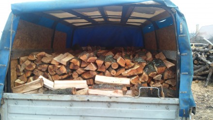 Продам дрова колоті Ясен, Сосна.
Ціна за Сосну за 4-куба 5200гр.
Доставляемо м. . фото 2