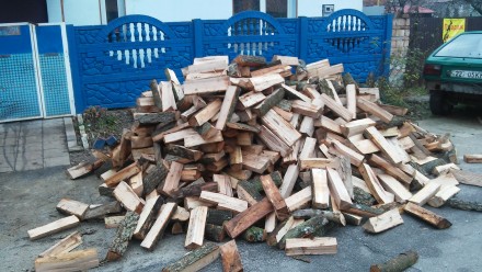 Продам дрова колоті Ясен, Сосна.
Ціна за Сосну за 4-куба 5200гр.
Доставляемо м. . фото 3