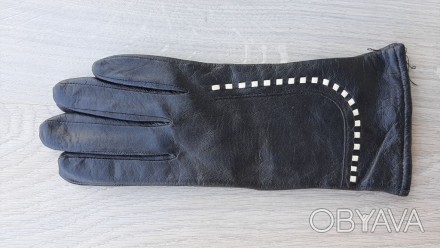 Женские черные демисезонные кожаные перчатки Romania_(4)

При покупке перчаток. . фото 1