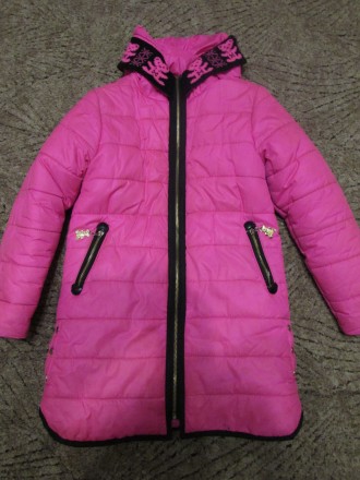 Зимнее пальто для девочки на синтепоне . Замеры : плечо - 10 см , рукав -53 см ,. . фото 2