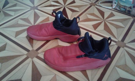 Продам кроссовки мужские Nike JORDAN JUMPMAN HUSTLE.
Производитель: Вьетнам.
С. . фото 2