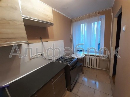 1-комнатная квартира, 28 м.кв.. Киев. фото 1 1-комнатная квартира, 28 м.кв.. Киев. фото 1