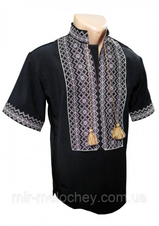 Мужская вышиванка с коротким рукавом
Эта инновационная модель черной рубашки при. . фото 4