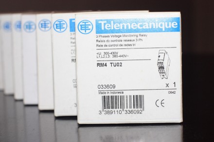 Добрый день. Продаю - Zelio Control RM4TU02 Telemecanique Schneider Electric рел. . фото 2