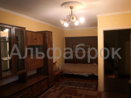 Продаётся однокомнатная квартира с балконом на Борщаговке ул. Зодчих 32 Б
Полнос. Борщаговка. фото 3
