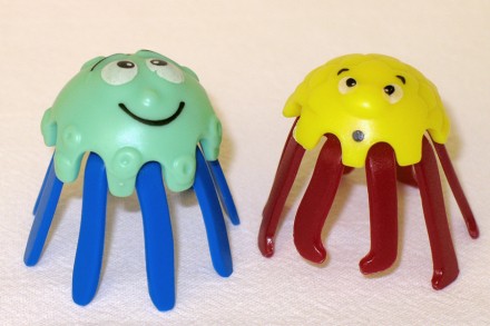 Игрушки Киндер сюрприз детские фигурки звери Kinder surprise. . фото 4 Продаю игрушки Киндер-сюрприз разных серий:
1. Утконос и черепаха.
2. Осьминог. . фото 4
