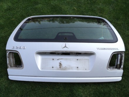 Продаю крышку багажника дорестайла на автомобиль Mercedes E-Class W210 Универсал. . фото 2
