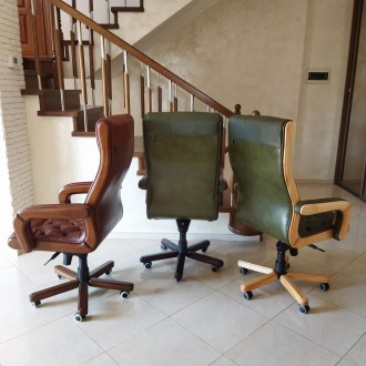 Нові директорські крісла, ручна робота.
Дерев’яні елементи крісла виконан. . фото 7