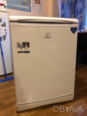 Холодильник невеликий INDESIT
