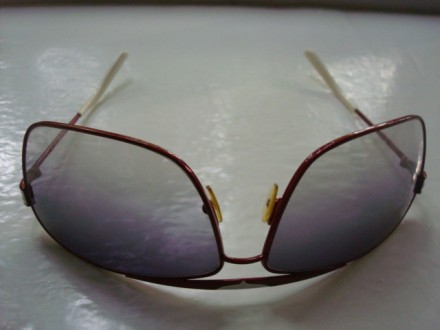 Продаются фирменные женские солнцезащитные очки DIESEL. Практически новые. С фир. . фото 3