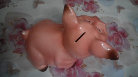 Продам большую новую копилку свинка керамика случайно кинули купюру пришлось про. . фото 3