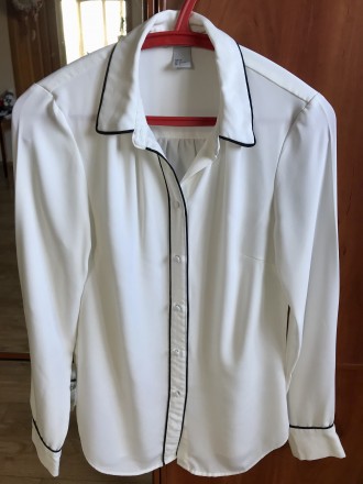 Нарядная белая блузочка H&M размер европейский 32, S. В отличном состоянии. . . фото 2