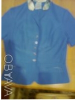 Пиджак на пуговицах, карманы"обманчики" и воротник другого цвета, в ра. . фото 2