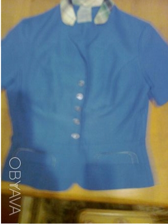 Пиджак на пуговицах, карманы"обманчики" и воротник другого цвета, в ра. . фото 1