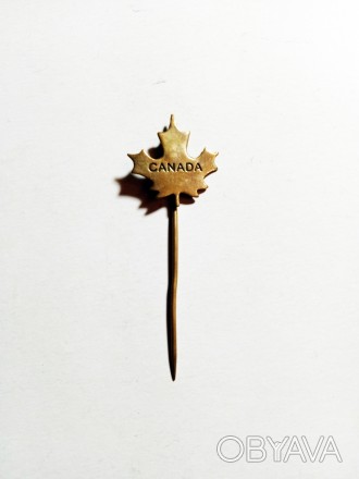 Значок Canada на кленовому листку 5x2 см латунь