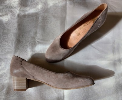 Продам новые женские туфли на удобном каблучке французкой марки Ombelle. Куплены. . фото 4