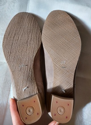 Продам новые женские туфли на удобном каблучке французкой марки Ombelle. Куплены. . фото 7