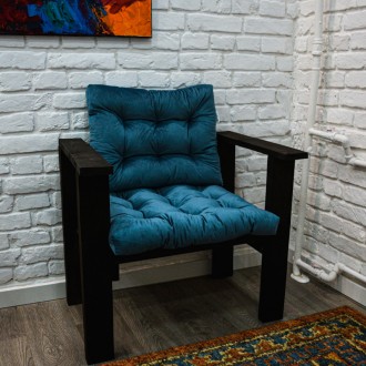 Качественная и стильная подушка для садового кресла. Состав ткани: 100% полиэсте. . фото 2