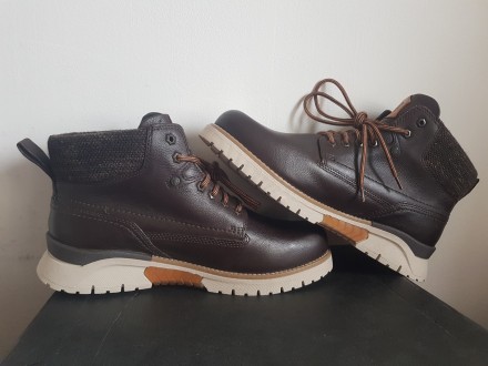 Нові оригінальні шкіряні чоловічі черевики Fretz на gore-tex 43розміру.
Оплата . . фото 7