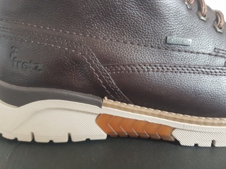 Нові оригінальні шкіряні чоловічі черевики Fretz на gore-tex 43розміру.
Оплата . . фото 10
