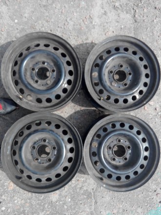 Диски штампованные колесные на Mercedes 6Jx15H2 комплект 4 шт. (ET31 - 2 шт., ET. . фото 2