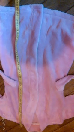 Халат махровый розовый, 3-4 года (104 см). Состояние хорошее. Мягенький.       В. . фото 5