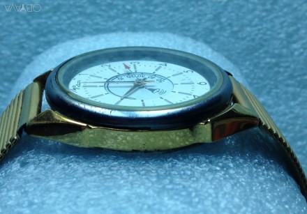 Часы нерабочие 
Часы наручные кварцевые с будильником металлическим браслетом и. . фото 5